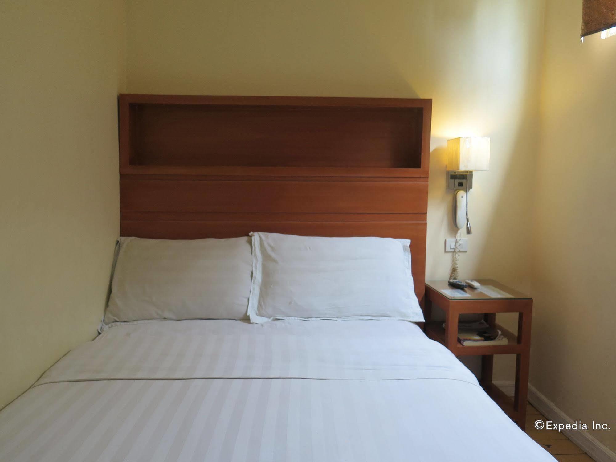 La Gloria Residence Inn Cebu Bagian luar foto